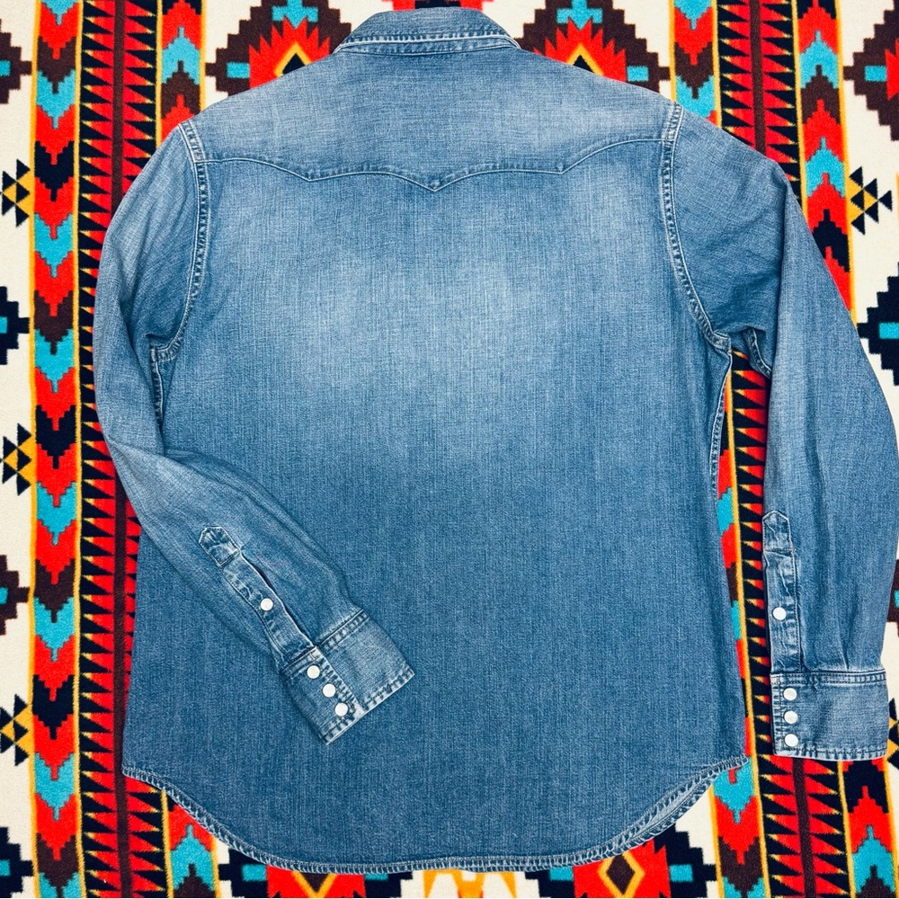 Ralph Lauren Purple Label Denim Western Shirt Large Blue Faded Wash Pearl Snap - Picture 10 of 11